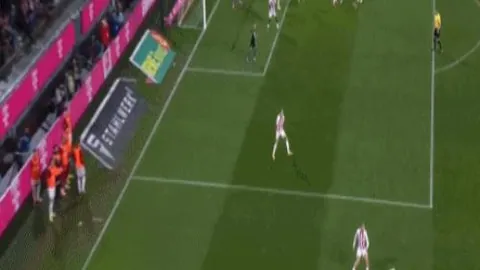 “1月4日CBA常规赛焦点战：广东VS山东，陶汉林表现集锦回顾”