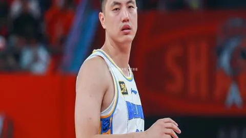 “湖人东詹携手狂得57分19篮板 力克掘金获胜”